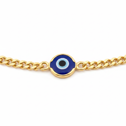 Evil eye curb chain anklet macro close-up